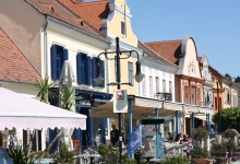 Illatos kisvárosi tavasz 